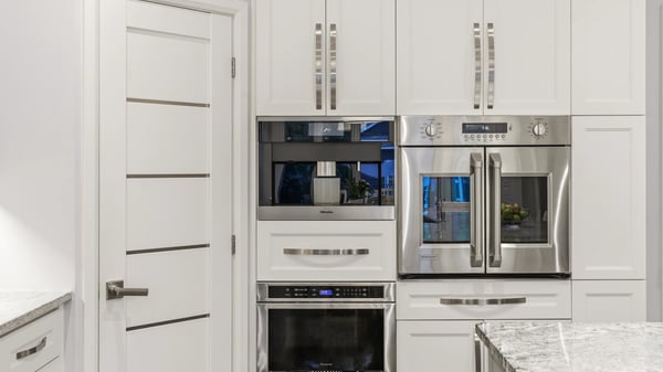 93 Hillview Rd, Aurora, ON