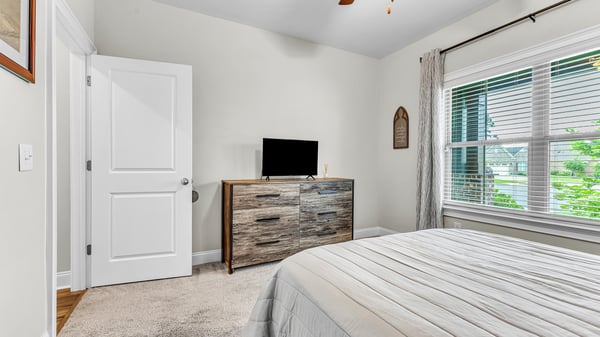 Front guest bedroom 1