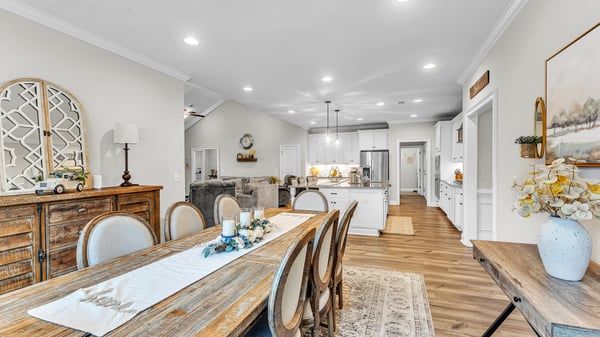 Spacious open-concept dining and kitchen area, perfect for entertaining and family gatherings.