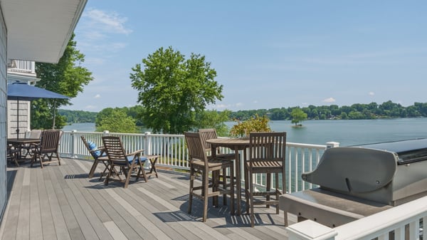 Large deck directly off kitchen dining space