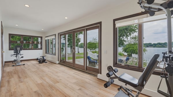 1 Oak Dr, New Fairfield, CT