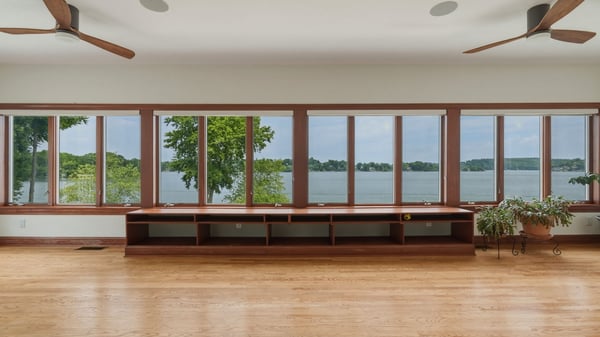 1 Oak Dr, New Fairfield, CT