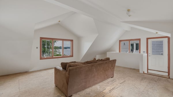 1 Oak Dr, New Fairfield, CT