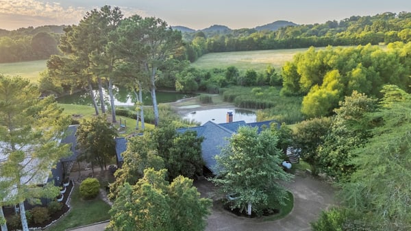 6923 Cross Keys Rd, College Grove, TN
