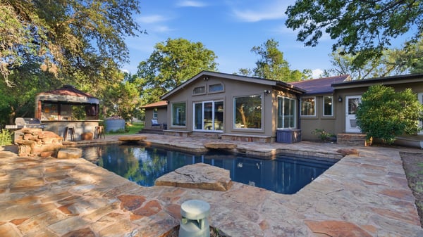 142 Woodland Trail, Leander, TX