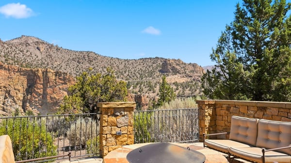 11540 NE Canyons Ranch Drive, Terrebonne, OR