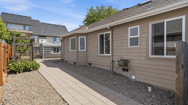 3221 NW Huckleberry Place, Corvallis, OR