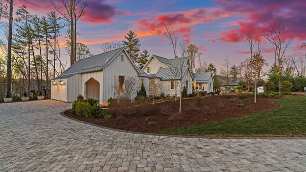 97 Emerald Necklace Dr, Asheville, NC