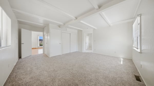 27051 Oakflat Drive, Tehachapi, CA