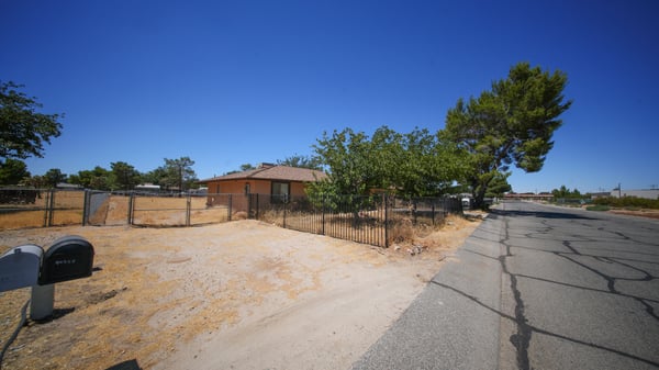 40245 169th St E, Lake Los Angeles, CA