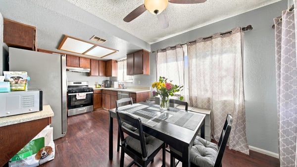 40245 169th St E, Lake Los Angeles, CA