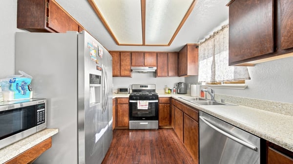 40245 169th St E, Lake Los Angeles, CA