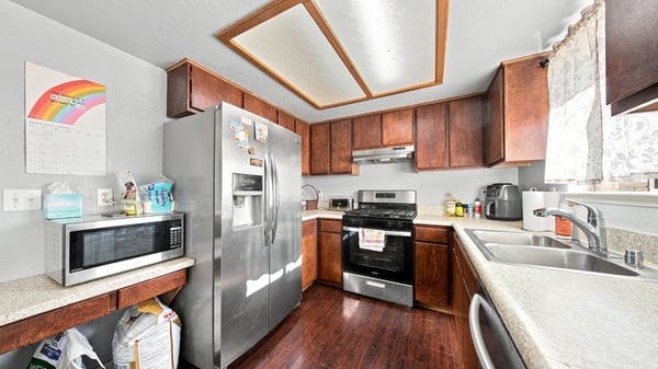 40245 169th St E, Lake Los Angeles, CA