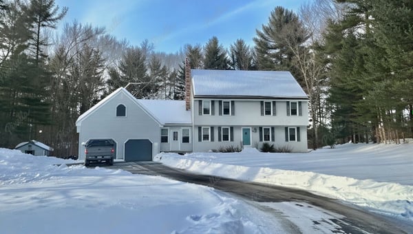 10 McKinney Dr, Hudson, NH
