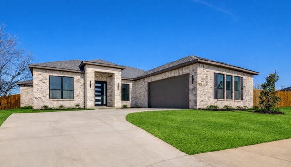 903 Urban Dr, DeSoto, TX