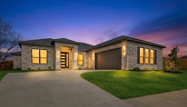 903 Urban Dr, DeSoto, TX