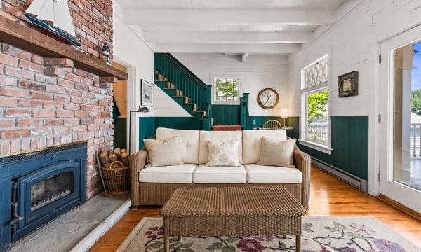 149 Lake Avenue, Sunapee, NH