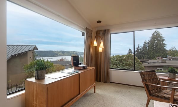 3515 NE 158th Place, Lake Forest Park, WA