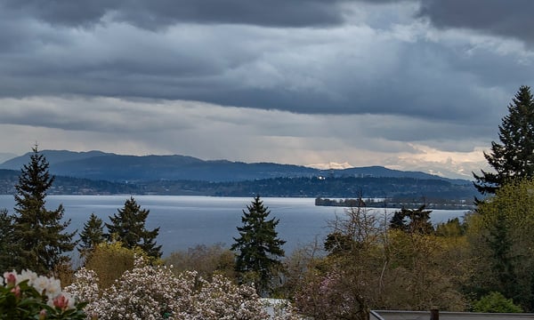 3515 NE 158th Place, Lake Forest Park, WA