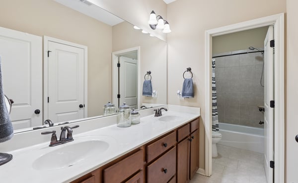 3363 Old Concord Road SE, Smyrna, GA