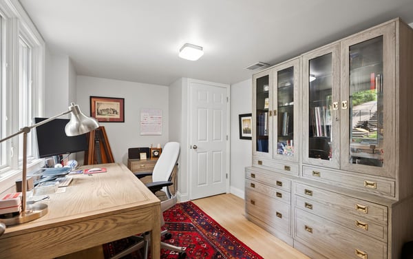 Bedroom 5 (Office)