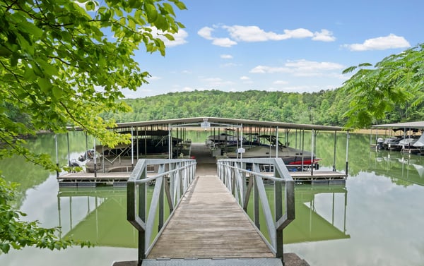 7465 Crestline Drive, Dawsonville, GA