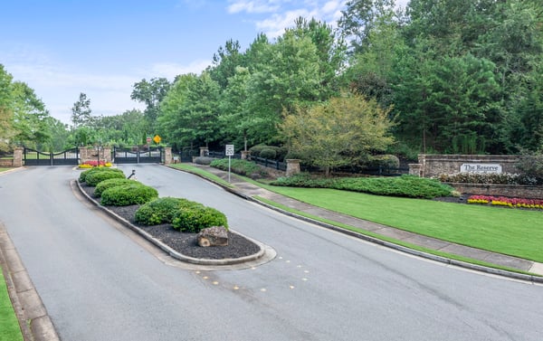 7465 Crestline Drive, Dawsonville, GA