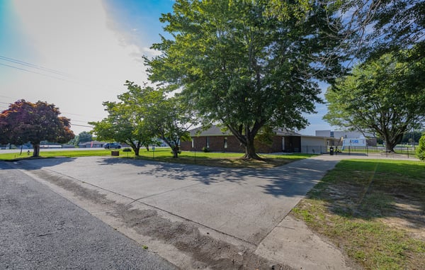 631 N Main St, Kilmarnock, VA