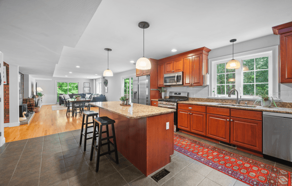 27 Colonel Wilkins Rd, Amherst, NH