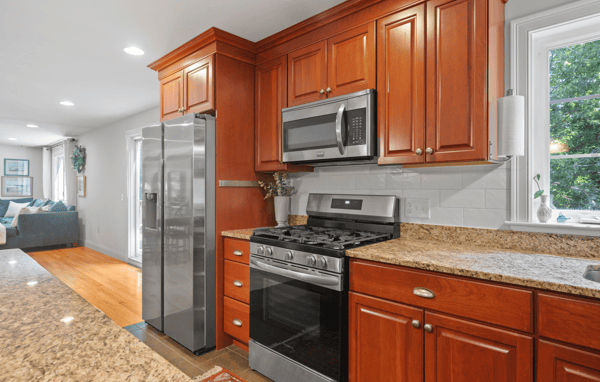 27 Colonel Wilkins Rd, Amherst, NH