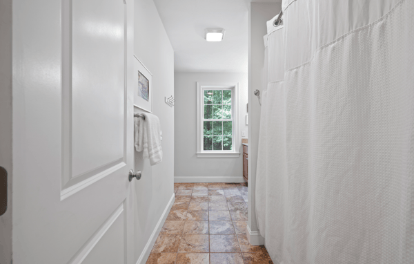 27 Colonel Wilkins Rd, Amherst, NH