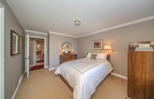 19415 Riverside Drive, Beverly Hills, MI