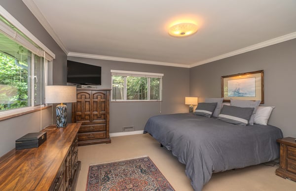 19415 Riverside Drive, Beverly Hills, MI