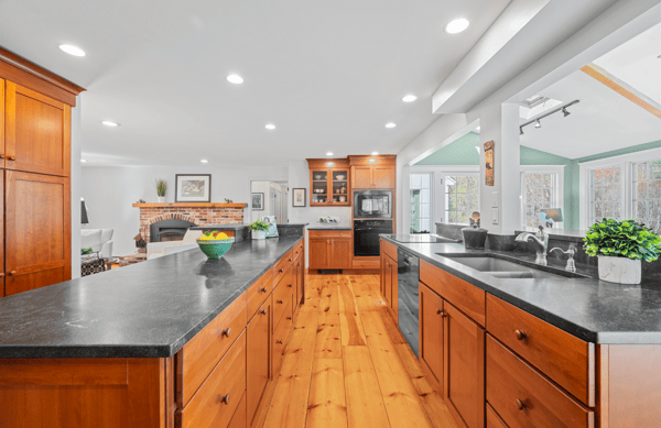12 Candlewood Dr - SOLD!, Amherst, NH