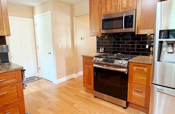 Samsung Appliances Included