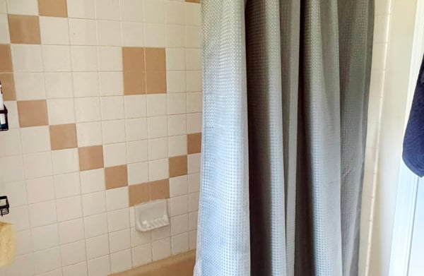 Apartment Full Bath w/ Ceramic Tile Shower Walls