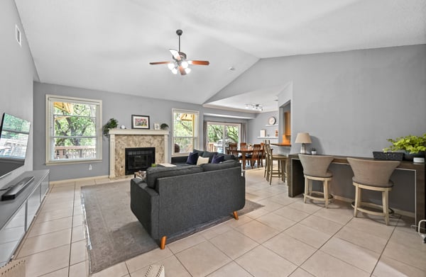 12047 Lincolnshire Drive, Austin, TX