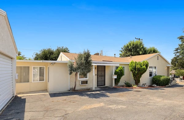 2511 Manhattan Ave, Montrose, CA