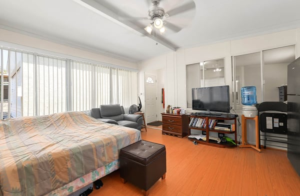 2511 Manhattan Ave, Montrose, CA