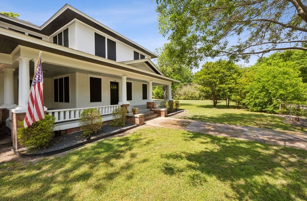 201 N. Lenard Street, Red Oak, TX