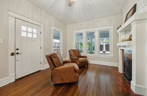 201 N. Lenard Street, Red Oak, TX