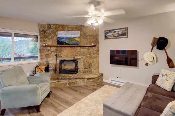 23800 County Road 16, 508, Oak Creek, CO