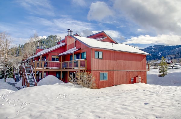 23800 County Road 16, 508, Oak Creek, CO