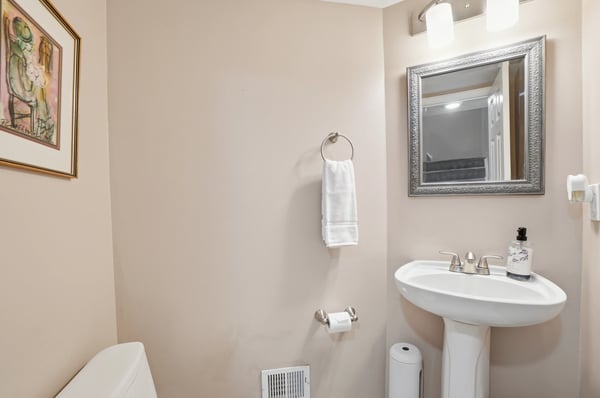 43514 Greenwich Sq, Ashburn, VA