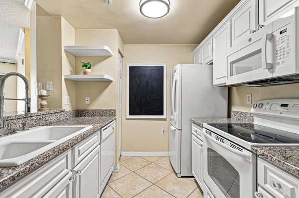 5459 Bentgrass Dr Unit 2-110, Sarasota, FL