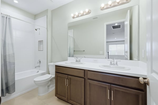 8212 Shooting Star Rd, Sarasota, FL