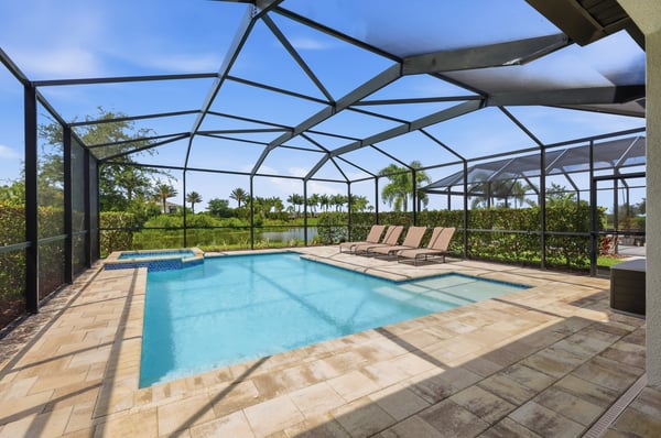 8212 Shooting Star Rd, Sarasota, FL
