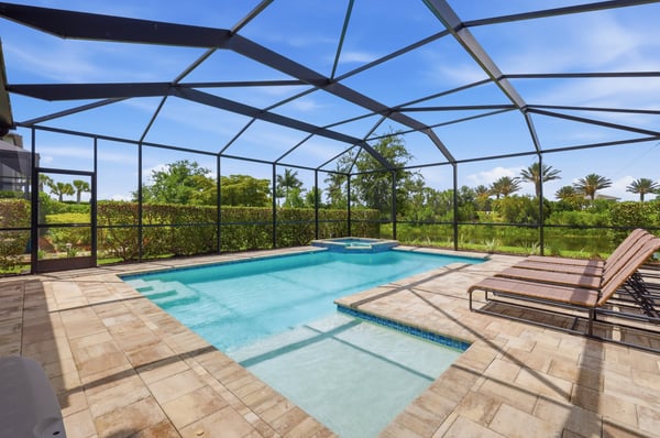 8212 Shooting Star Rd, Sarasota, FL