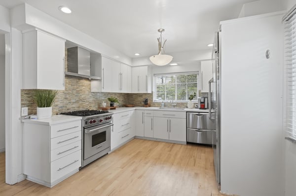 10335 Orton Ave., Los Angeles, CA