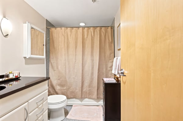 111 Beach St, #3B, Boston, MA